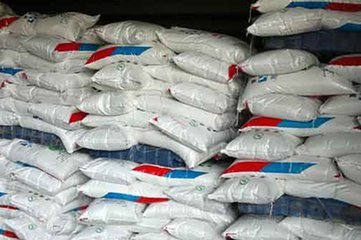 ����⛷ʵ�����R�e