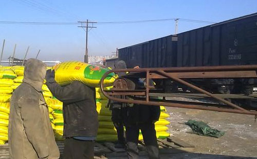 ���@��������ӽ�β��һ�@�܃�(n��i)�л�ů��څ��