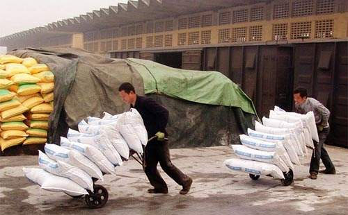 ���ʃr��һ·�߸ߣ����ʵ����L�U����С