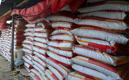 ���؃r��q�������˶����A�ڣ��ͺϷ�զ���q��