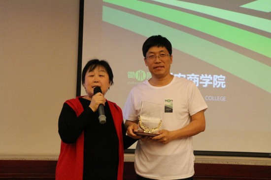 &ldquo;�Ͻ��쾀�½ӵؚ�&rdquo;�@�����f�õ����t(y��)�r(n��ng)�I(y��)���v�� ����ֵ��������_181393.jpg