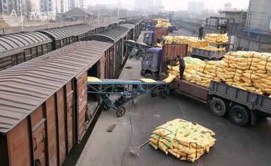 �������dӭ����Õr�������c�M�ڷʡ��AɽՓ���������M���ˡ����l�����������d������