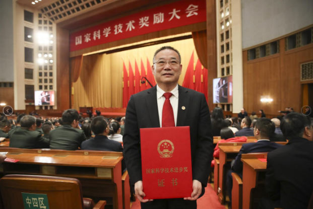 �Ƽ���(chu��ng)���������f�����D(zhu��n)�Q ʩ���S���I(l��ng)�ИI(y��)�?c��)�l(f��)չ��܇��