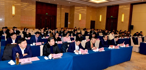 ɽ�|�������F(tu��n)�c�R���y�Б�(zh��n)�Ժ��s