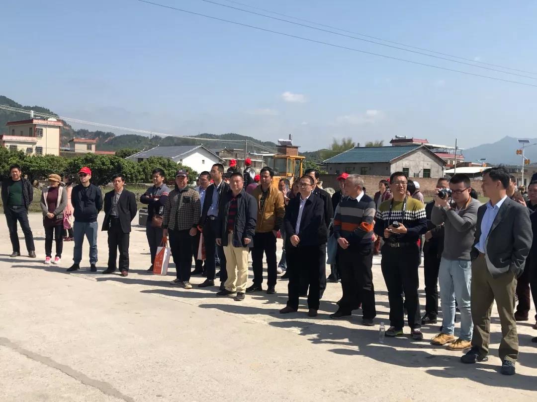 �����ϻ��������B�Nֲ�����ڏV�|